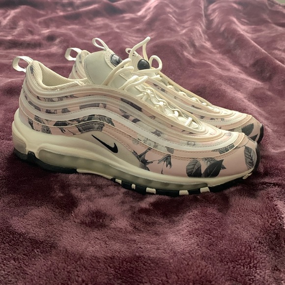 Nike Air Max 97 Pale Pink Floral - Picture 2 of 5